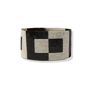 black and white beaded glass bracelet