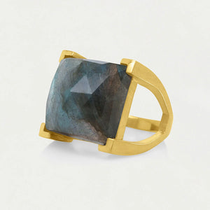 Plaza Gemstone Ring | Labradorite