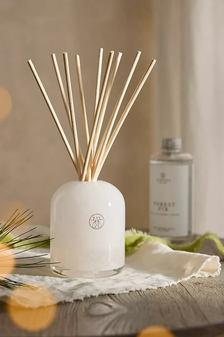 Holiday & Winter Diffusers | Linnea