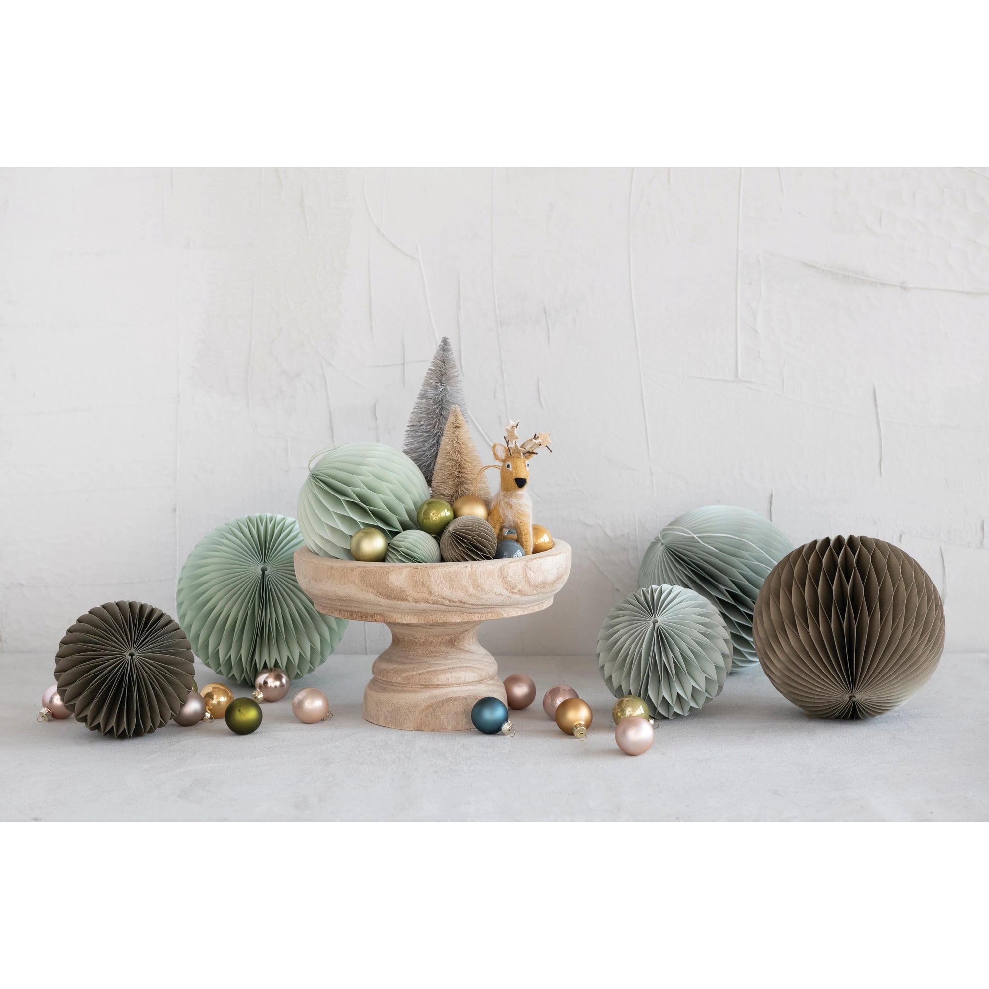 7" Round Paper Honeycomb Ornament