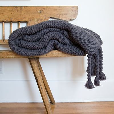 Pom Pom Trestle throw blanket